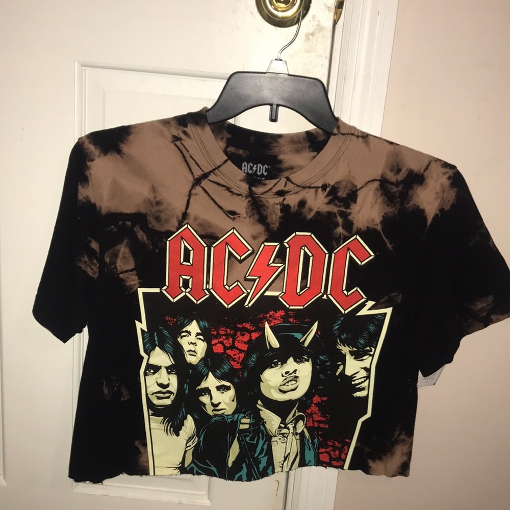 ACDC t-shirt loose crop